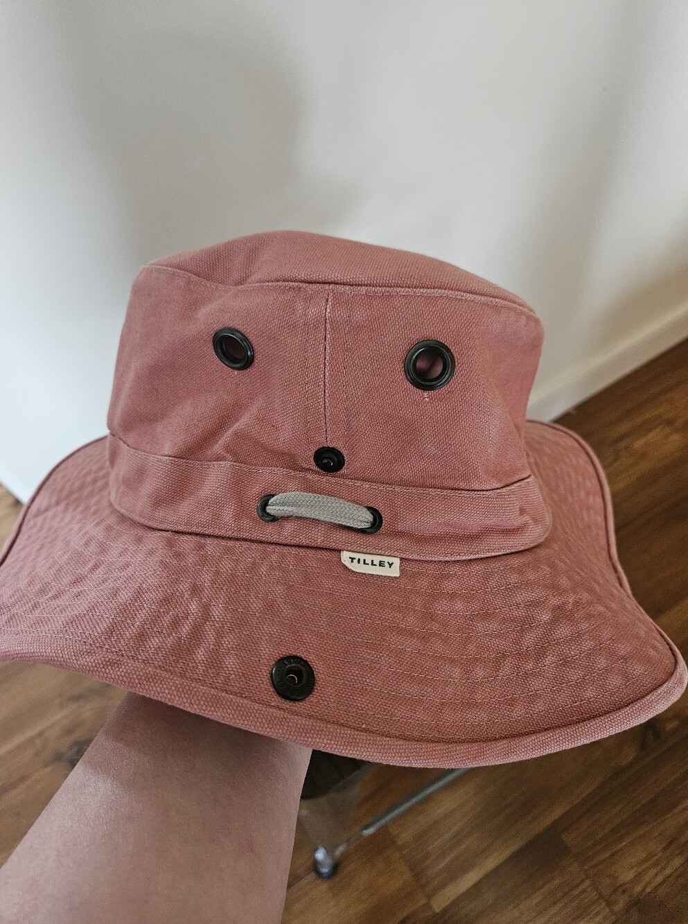 "Clay" T3 Wanderer Tilley Hat - Picture 2 of 4